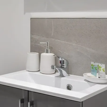 شقة Contemporary 1 Bedroom Leeds *